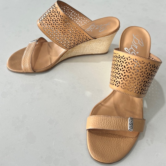 Brighton Ramon Platform Wedge Sandals Laser Cut Leather Women’s Size 9 Tan - Picture 10 of 13
